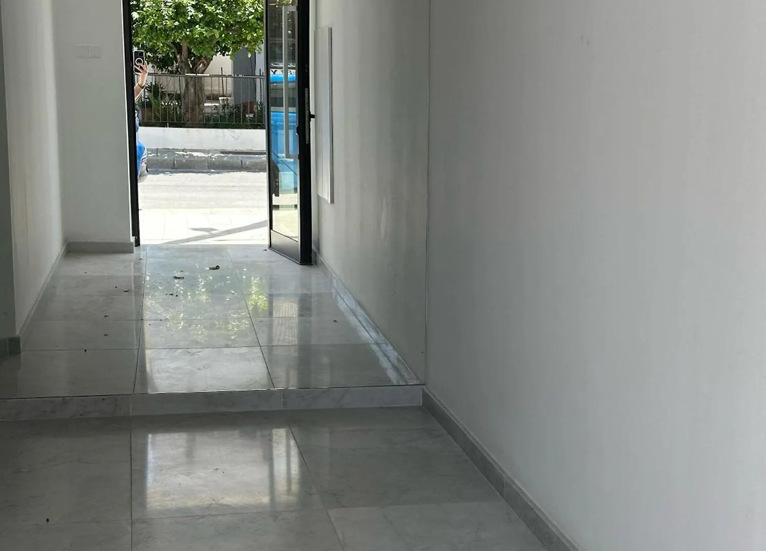 Solara - Stylish Balcony Apartments In Larnaca
