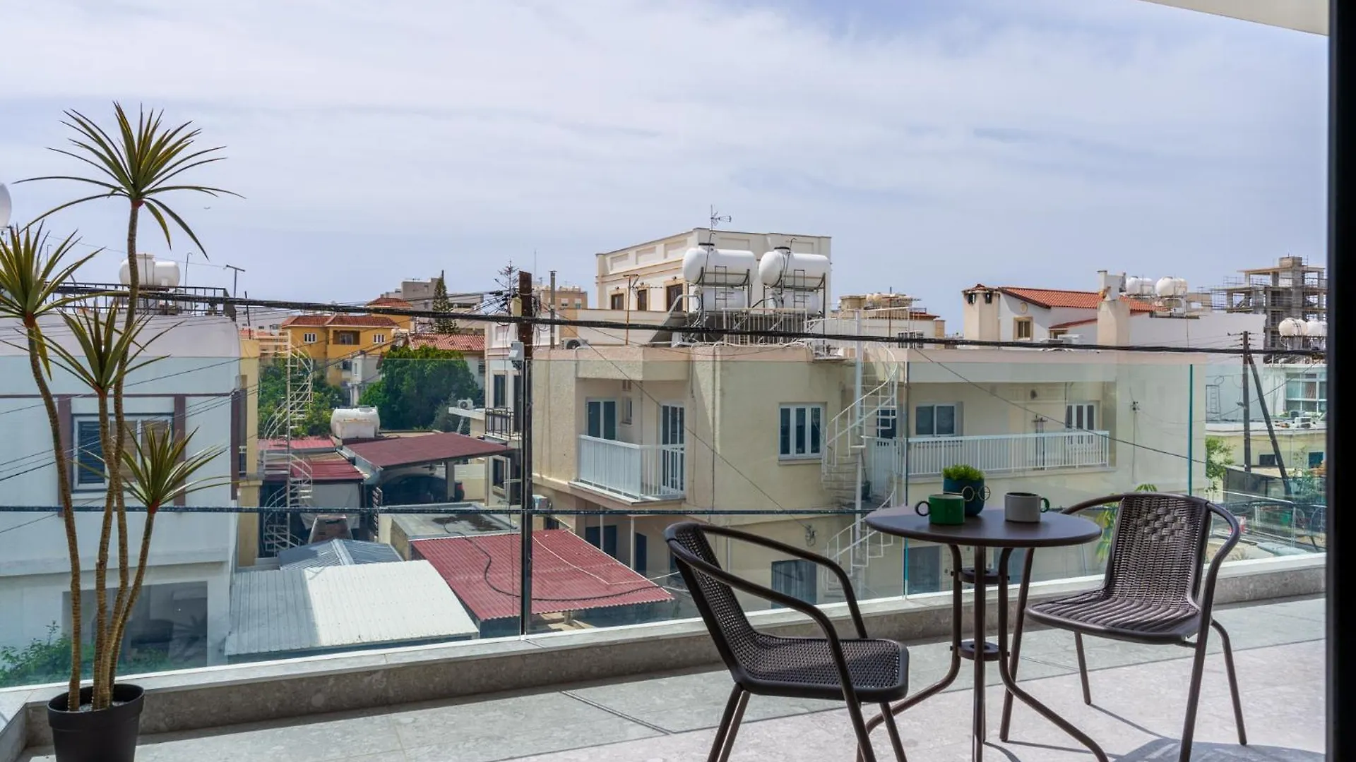 Solara - Stylish Balcony Apartments In Larnaca