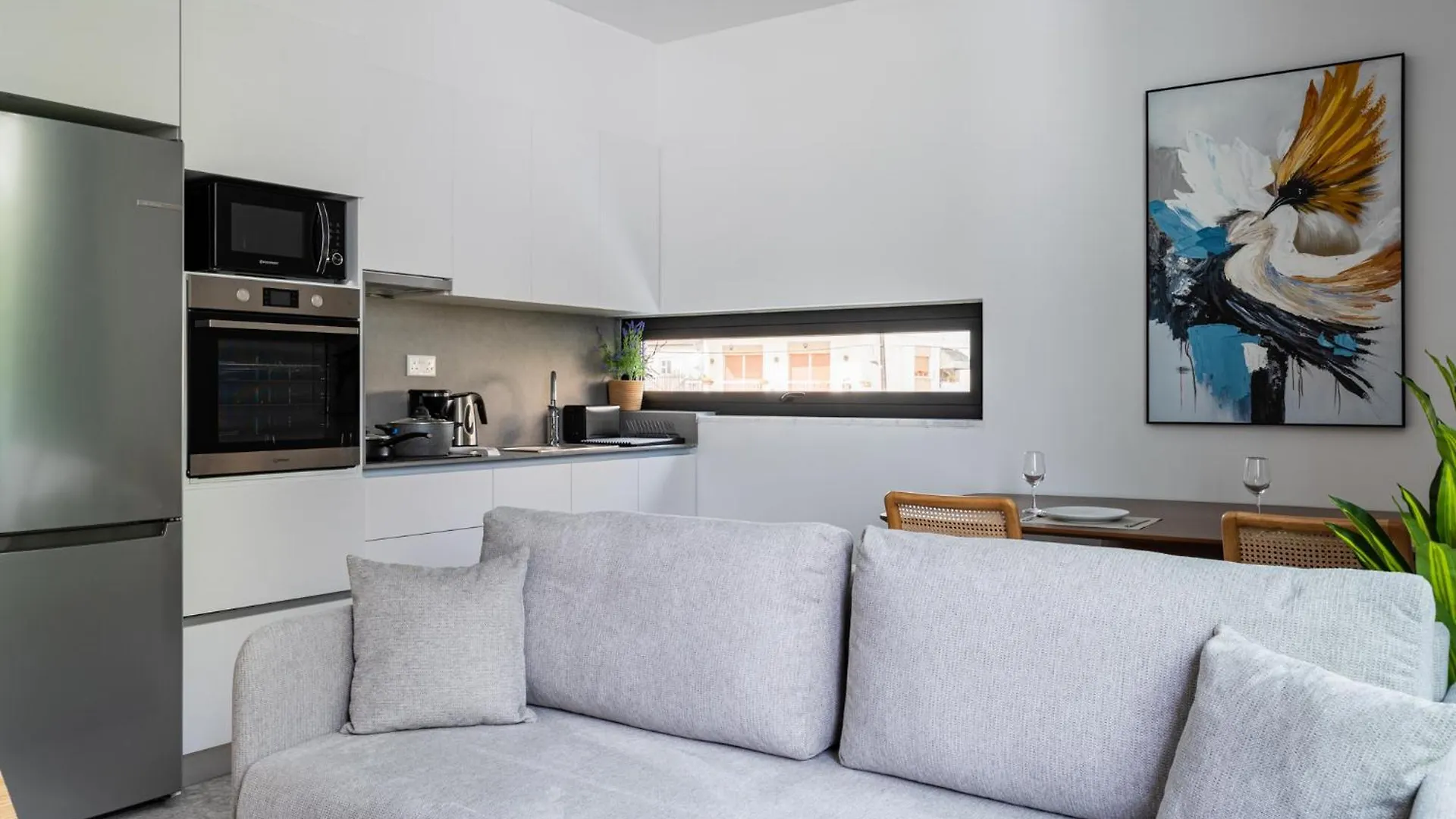 Solara - Stylish Balcony Apartments In Larnaca