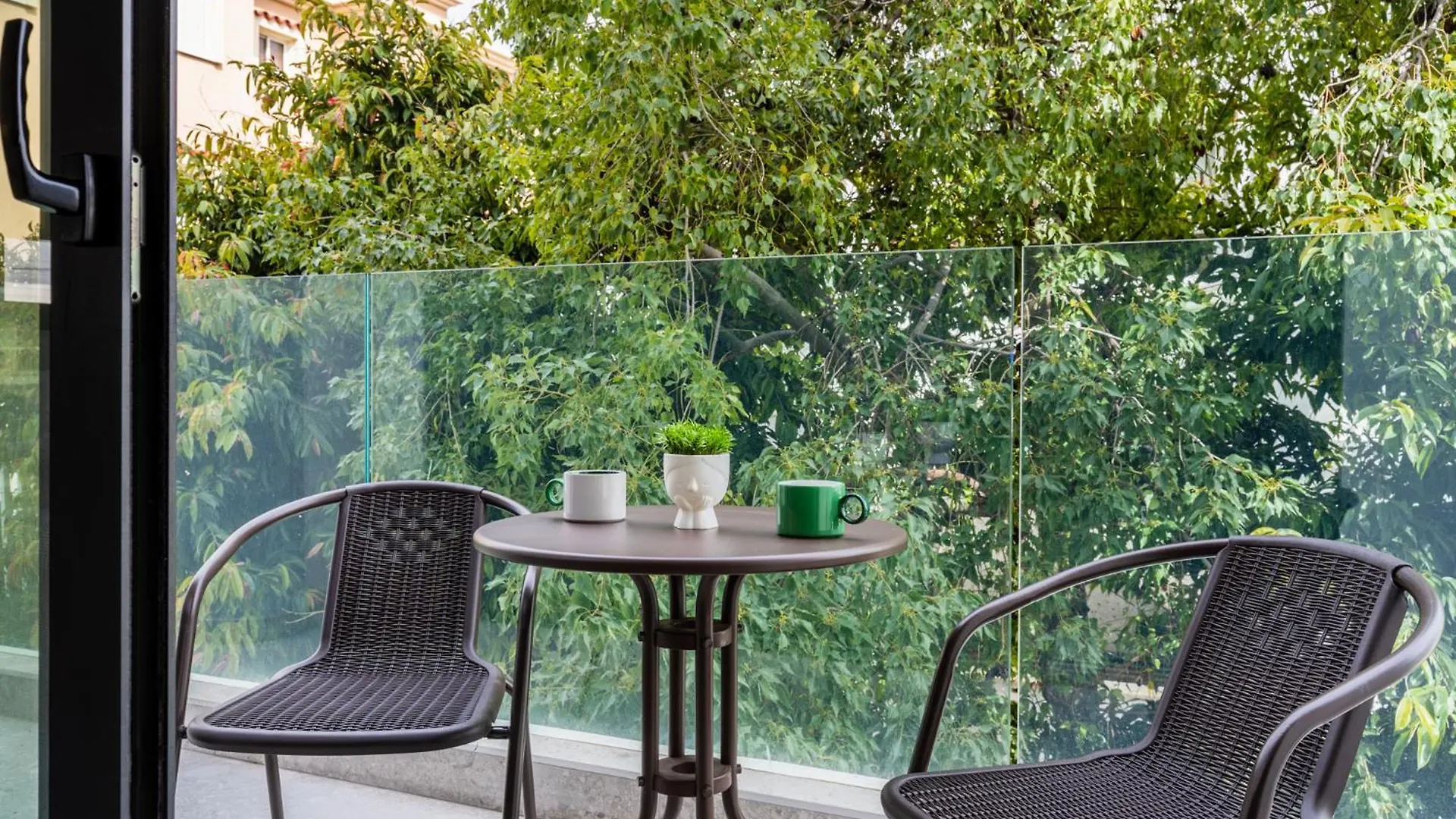 Solara - Stylish Balcony Apartments In Larnaca Cyprus