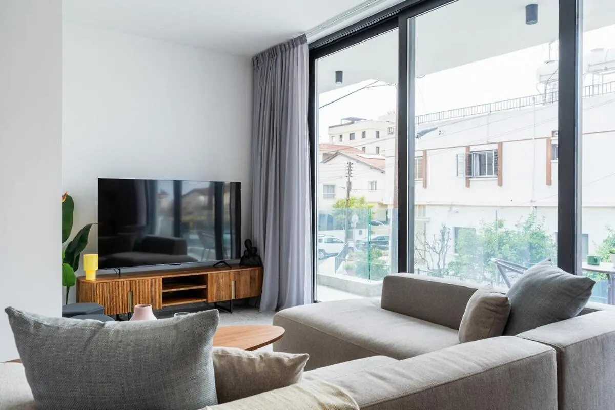 Solara - Stylish Balcony Apartments In Larnaca