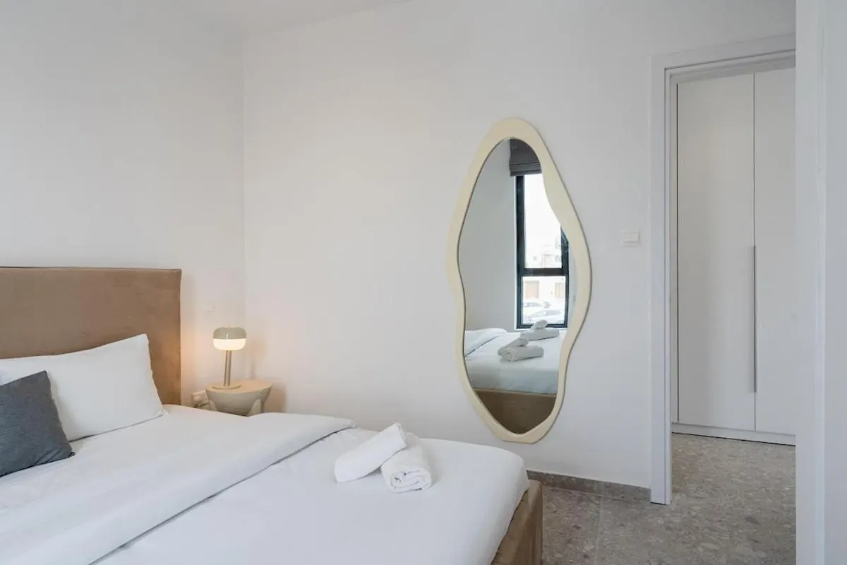 Solara - Stylish Balcony Apartments In Larnaca