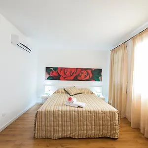 Operetta House Apartment